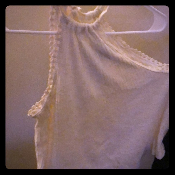 A shirt - Picture 1 of 3